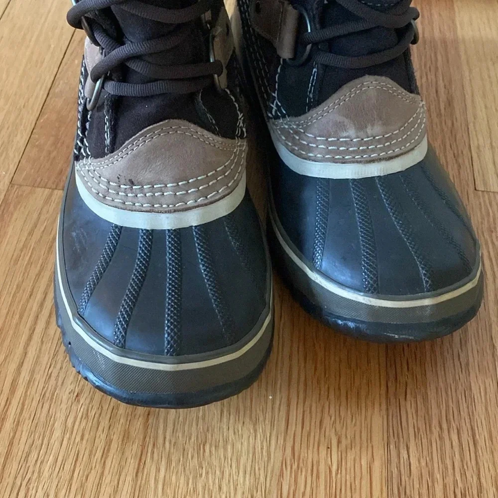 Sorel Joan‎ of Arctic Snow Boots Black Faux Fur Size 8 Brown Fur Cuff